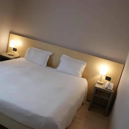 Aniene 3* Rome