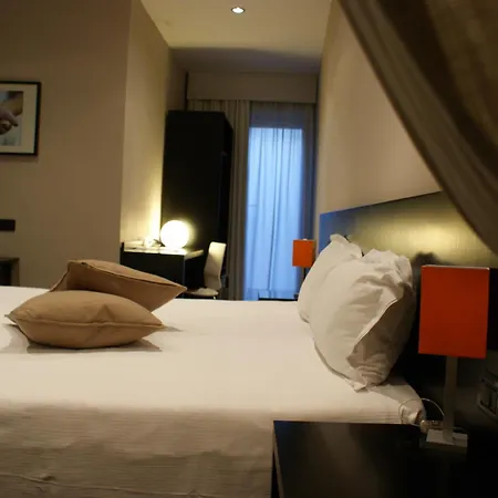 Hotell Aniene 3*