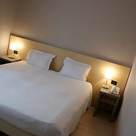 Aniene Hotel 3*